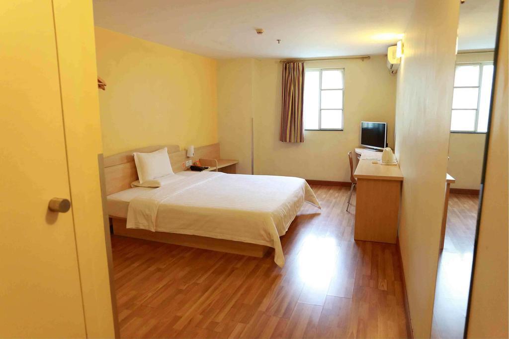 7Days Inn Huaian Chengde North Road Darunfa Хуайань Номер фото